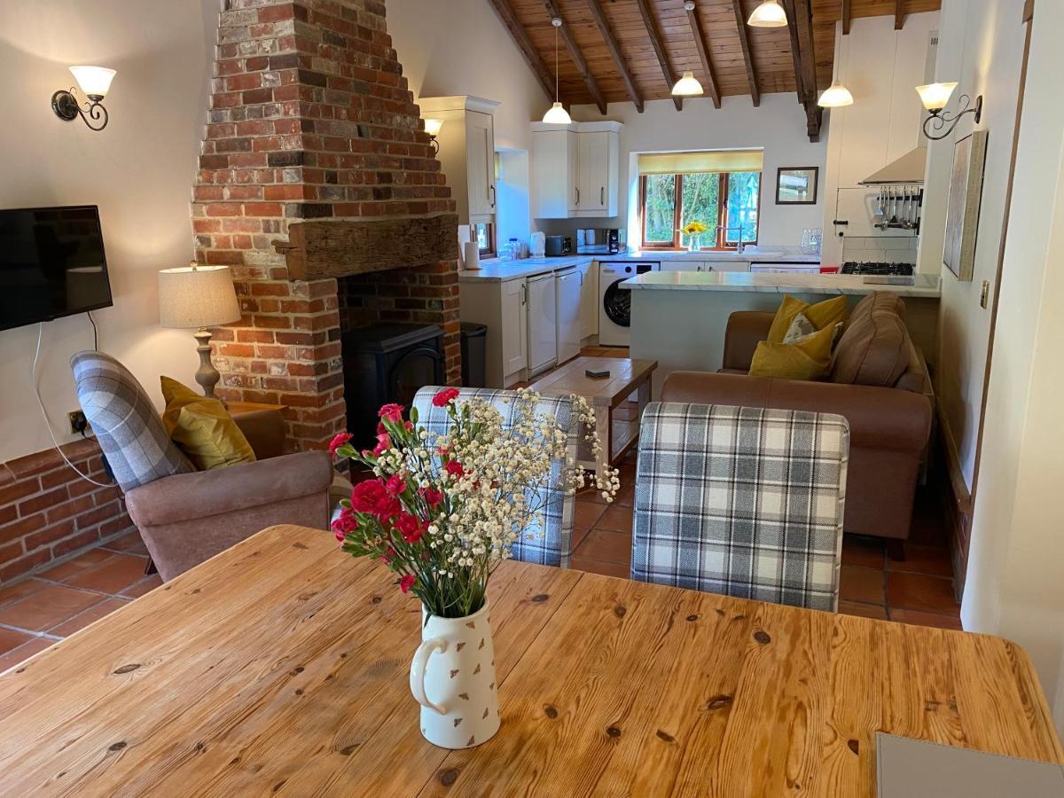 Wilby Brundish Suffolk Barn 2 Bed Idyllic 6 Acres别墅 外观 照片